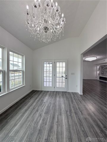 8127 Bushclover Drive, Tipp City, OH 45371