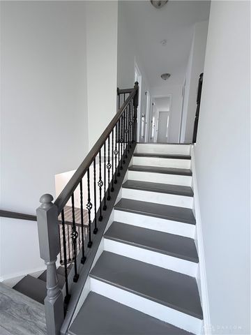 8127 Bushclover Drive, Tipp City, OH 45371