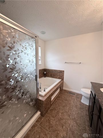 8127 Bushclover Drive, Tipp City, OH 45371