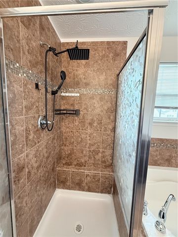 8127 Bushclover Drive, Tipp City, OH 45371