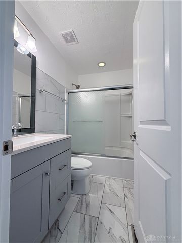 8127 Bushclover Drive, Tipp City, OH 45371