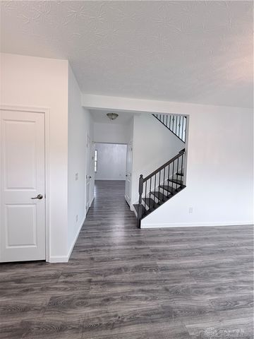 8127 Bushclover Drive, Tipp City, OH 45371