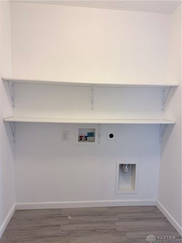 8127 Bushclover Drive, Tipp City, OH 45371