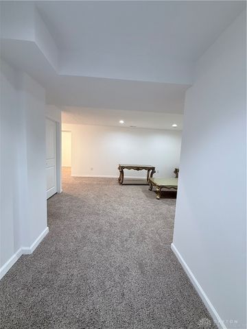 8127 Bushclover Drive, Tipp City, OH 45371