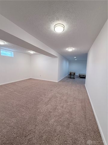 8127 Bushclover Drive, Tipp City, OH 45371