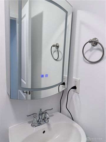 8127 Bushclover Drive, Tipp City, OH 45371