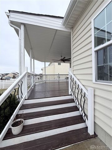 8127 Bushclover Drive, Tipp City, OH 45371