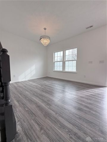 8127 Bushclover Drive, Tipp City, OH 45371