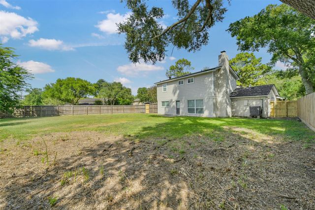 3727 Thursa Lane, Friendswood, TX 77546
