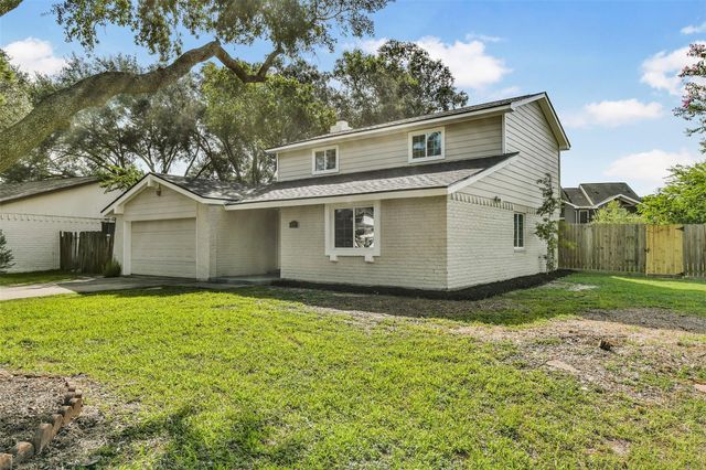3727 Thursa Lane, Friendswood, TX 77546