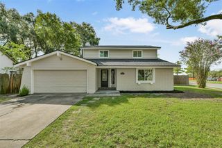 3727 Thursa Lane, Friendswood, TX 77546