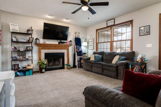 4771 Alexandra Lane, Machesney Park, IL 61115