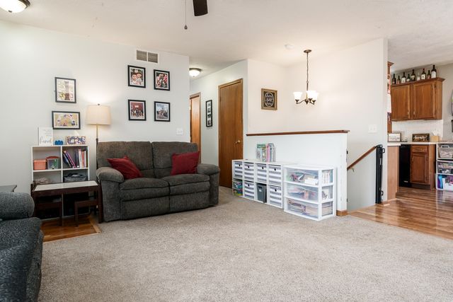 4771 Alexandra Lane, Machesney Park, IL 61115