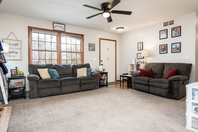 4771 Alexandra Lane, Machesney Park, IL 61115