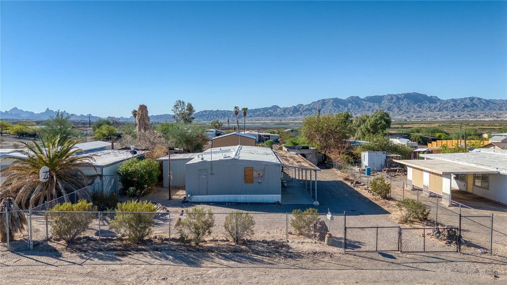 4604 Linden Drive, Topock, AZ 86436