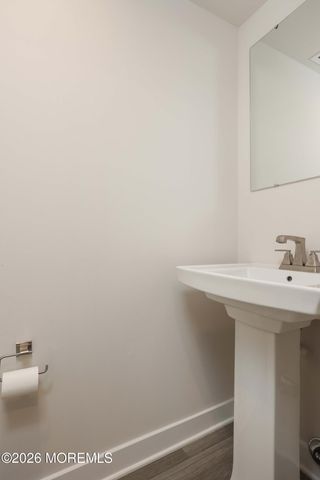 72 Anchor Way 272, Cliffwood, NJ 07721