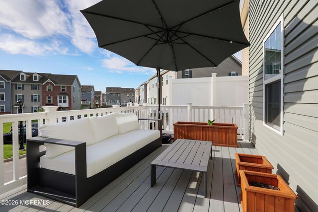 72 Anchor Way 272, Cliffwood, NJ 07721