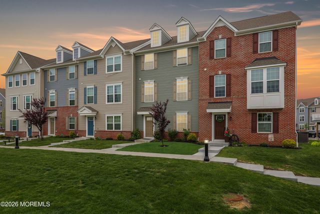 72 Anchor Way 272, Cliffwood, NJ 07721