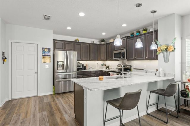 9685 EARLY LOOP, Groveland, FL 34736