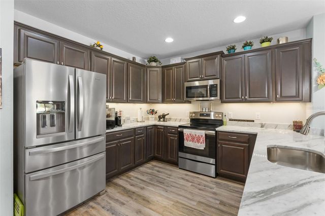 9685 EARLY LOOP, Groveland, FL 34736