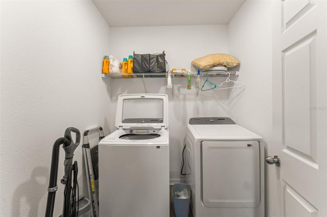 9685 EARLY LOOP, Groveland, FL 34736