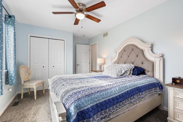 557 Rose Bush Lane, Dyer, IN 46311