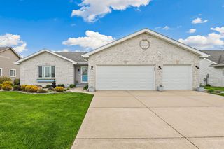 557 Rose Bush Lane, Dyer, IN 46311