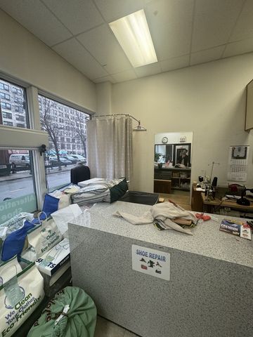 633 S Plymouth Court, Chicago, IL 60605