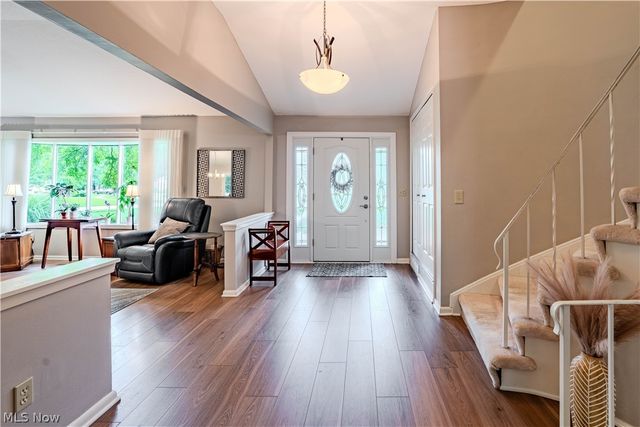 27563 Hemlock Drive, Westlake, OH 44145