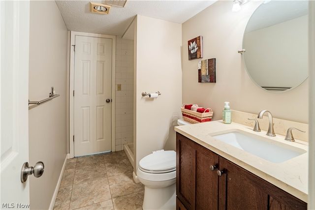 27563 Hemlock Drive, Westlake, OH 44145