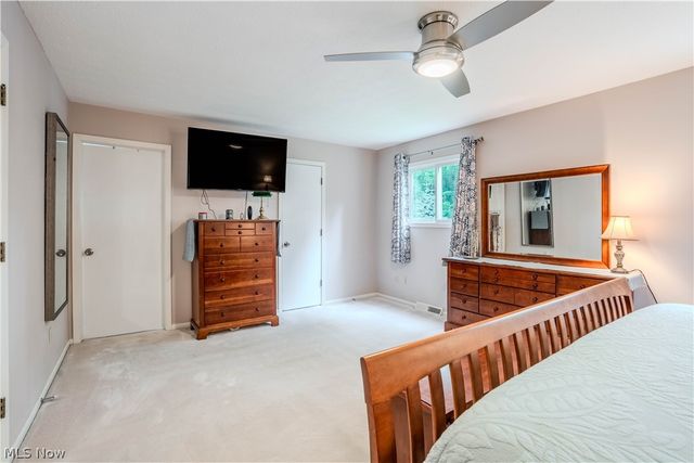 27563 Hemlock Drive, Westlake, OH 44145