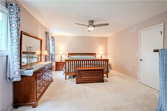 27563 Hemlock Drive, Westlake, OH 44145