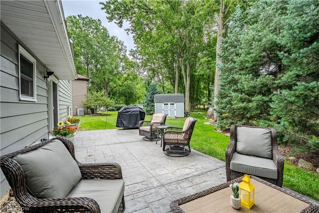 27563 Hemlock Drive, Westlake, OH 44145