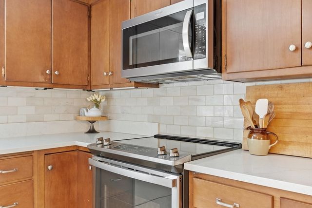 14 Minot Avenue, Acton, MA 01720