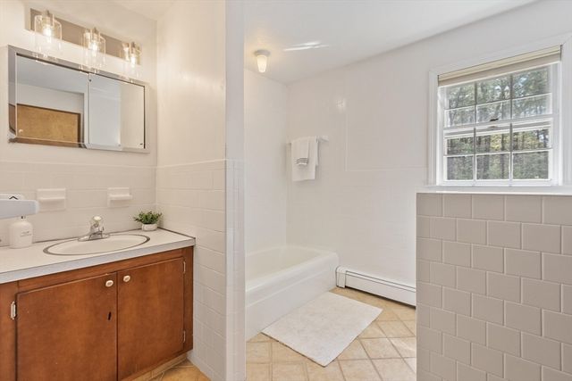 14 Minot Avenue, Acton, MA 01720