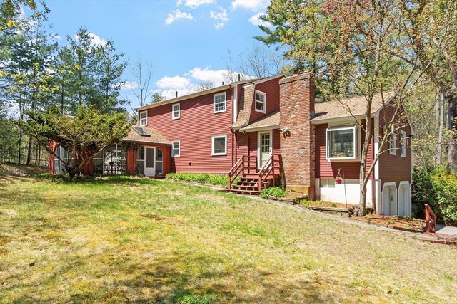 14 Minot Avenue, Acton, MA 01720