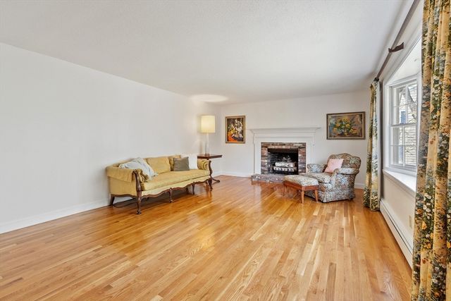 14 Minot Avenue, Acton, MA 01720