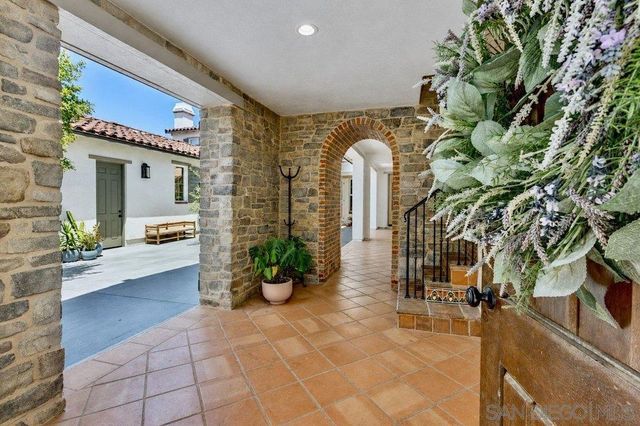 7778 Tierra Tesoro, San Diego, CA 92127