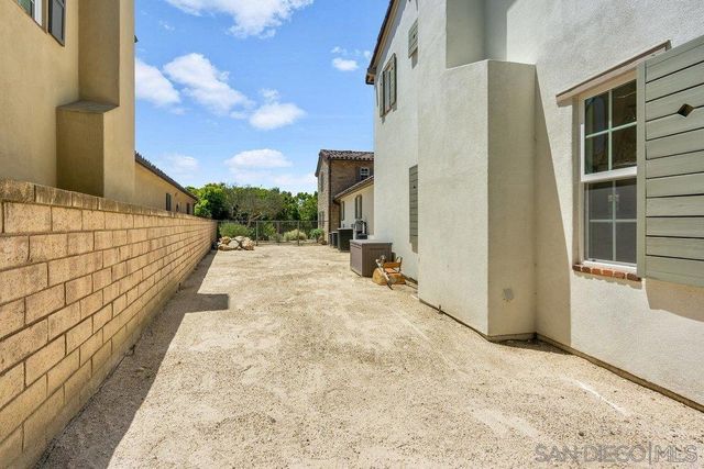 7778 Tierra Tesoro, San Diego, CA 92127