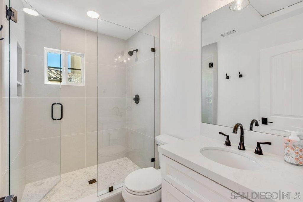 Image 29 of property listing at 7778 Tierra Tesoro, San Diego, CA 92127