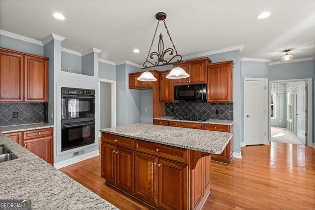 209 Heritage Town Parkway, Canton, GA 30115