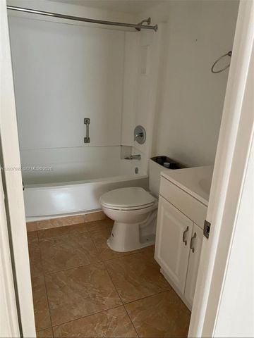 14201 N Kendall Dr 407D, Miami, FL 33186