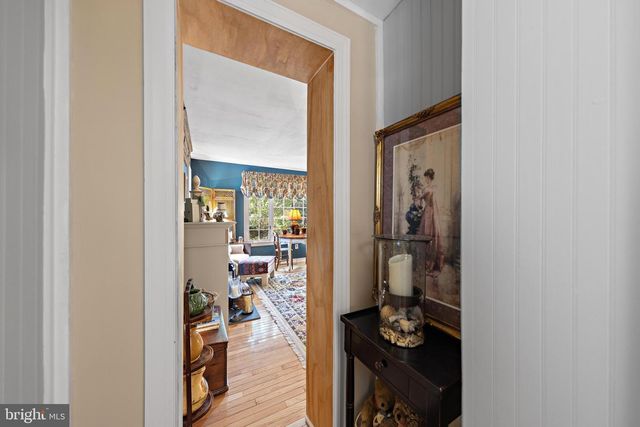 410 ABSECON TER, Tuckerton, NJ 08087