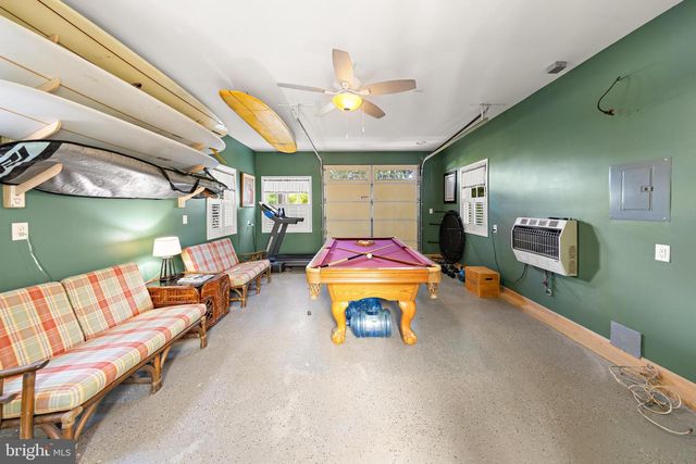 410 ABSECON TER, Tuckerton, NJ 08087