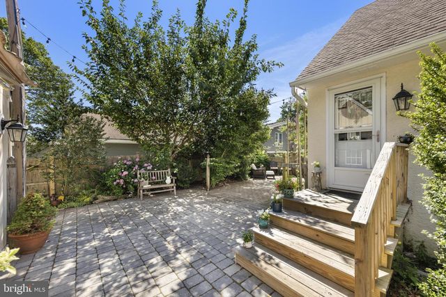 410 ABSECON TER, Tuckerton, NJ 08087