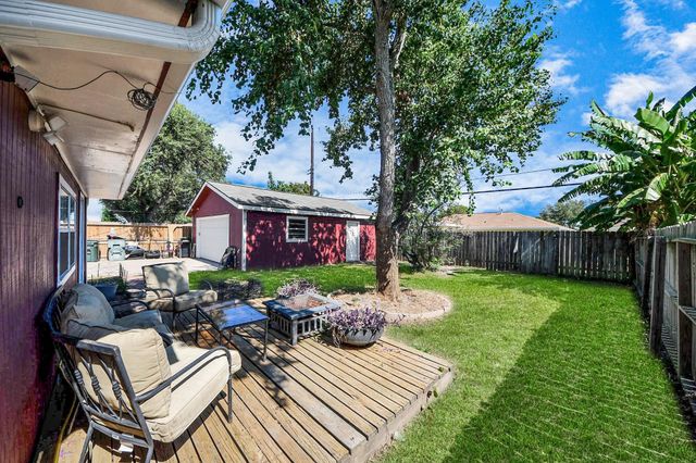 2610 Pine Street, Galveston, TX 77551