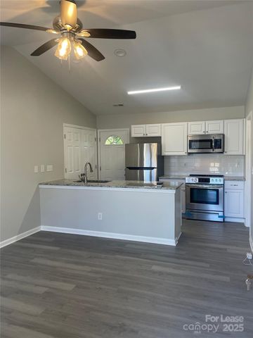 4430 Faraday Street, Charlotte, NC 28208