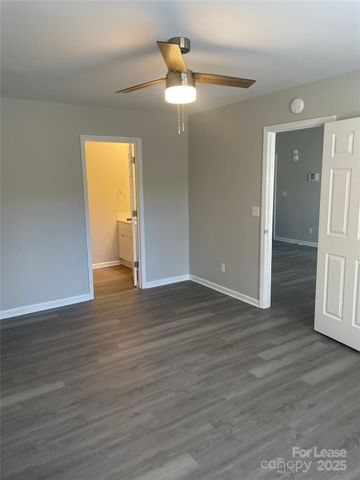 4430 Faraday Street, Charlotte, NC 28208