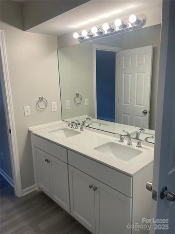 4430 Faraday Street, Charlotte, NC 28208