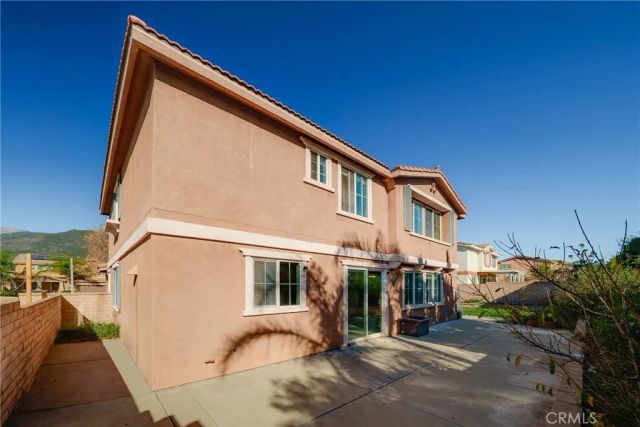 15187 Hawk Street, Fontana, CA 92336